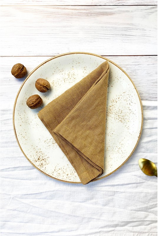 Linen napkins in Golden brown