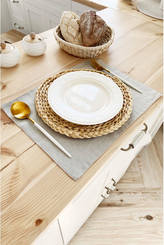 Linen table placemats in Light gray