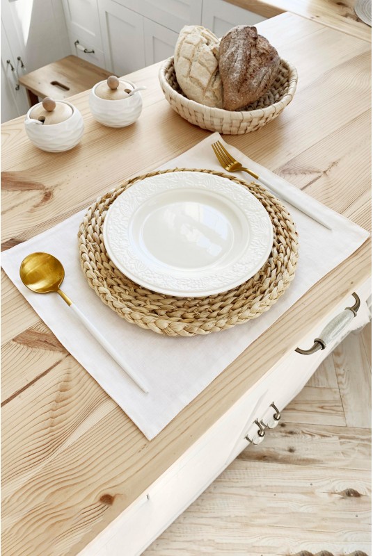 Linen table placemats in White