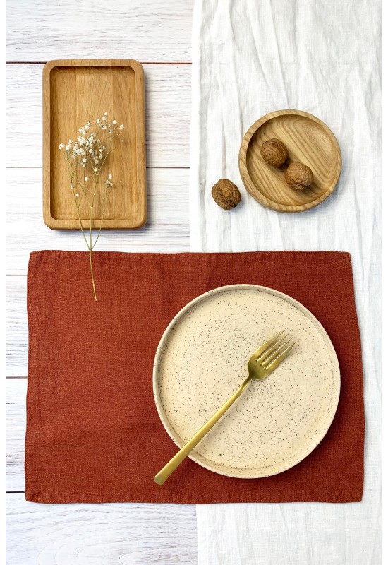 https://www.touchablelinen.com/image/cache/catalog/products/23/Linen-table-placemats-in-Terracotta-Burnt-orange-550x800.jpg