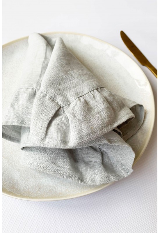 Cloth Napkins. Soft Linen Napkins. Ruffles Cloth Napkins Set. Rustic Table  Decor. Cloth Dinner Wedding Napkins. 