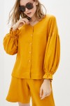 Linen blouse with Puffy long sleeves 