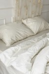 Cotton bedding in Off white