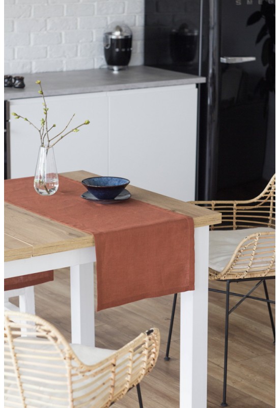 Linen table runner in Terracotta