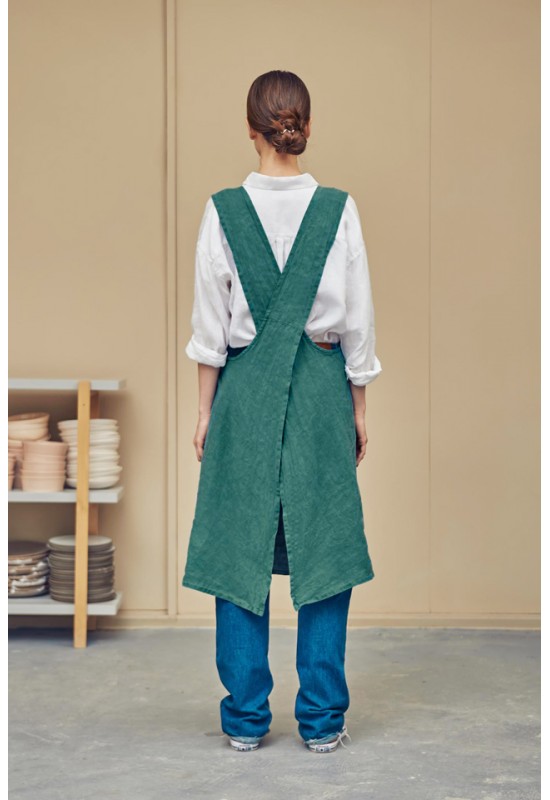 Japanese cross back linen apron 