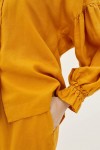 Linen blouse with Puffy long sleeves 