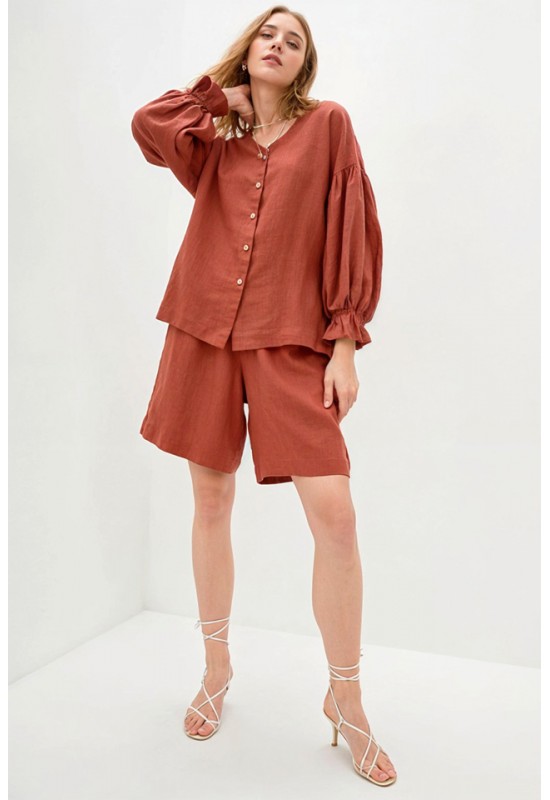 Linen blouse with Puffy long sleeves 